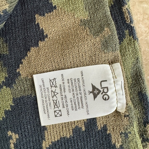 NWT Lifted Research Group (LRG) Camo Beanie and Scarf Set (OS) - Picture 8 of 9
